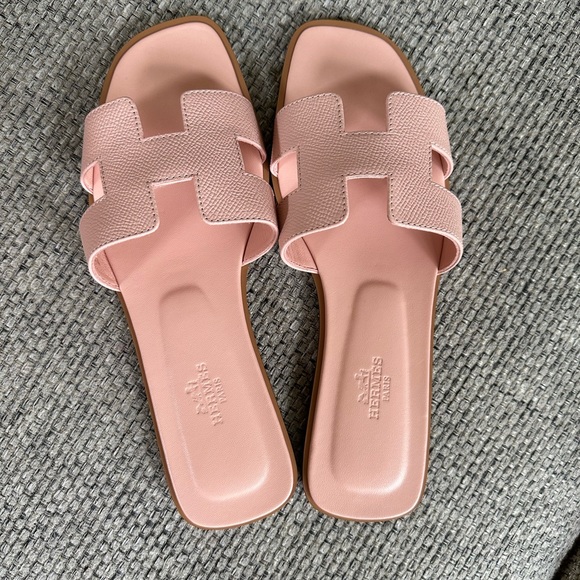 NEW Hermes Rose Pale Epsom Calfskin Oran SandalS - Picture 2 of 13